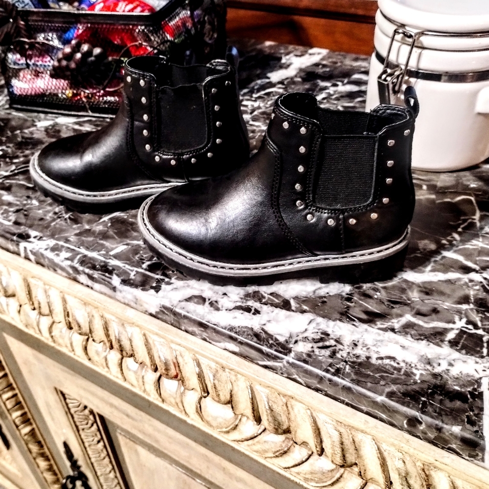 Toddler shoes